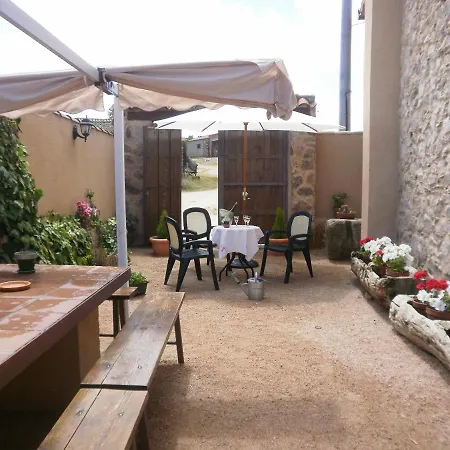 Camino Del Prado Hétvégi ház Santa María la Real de Nieva